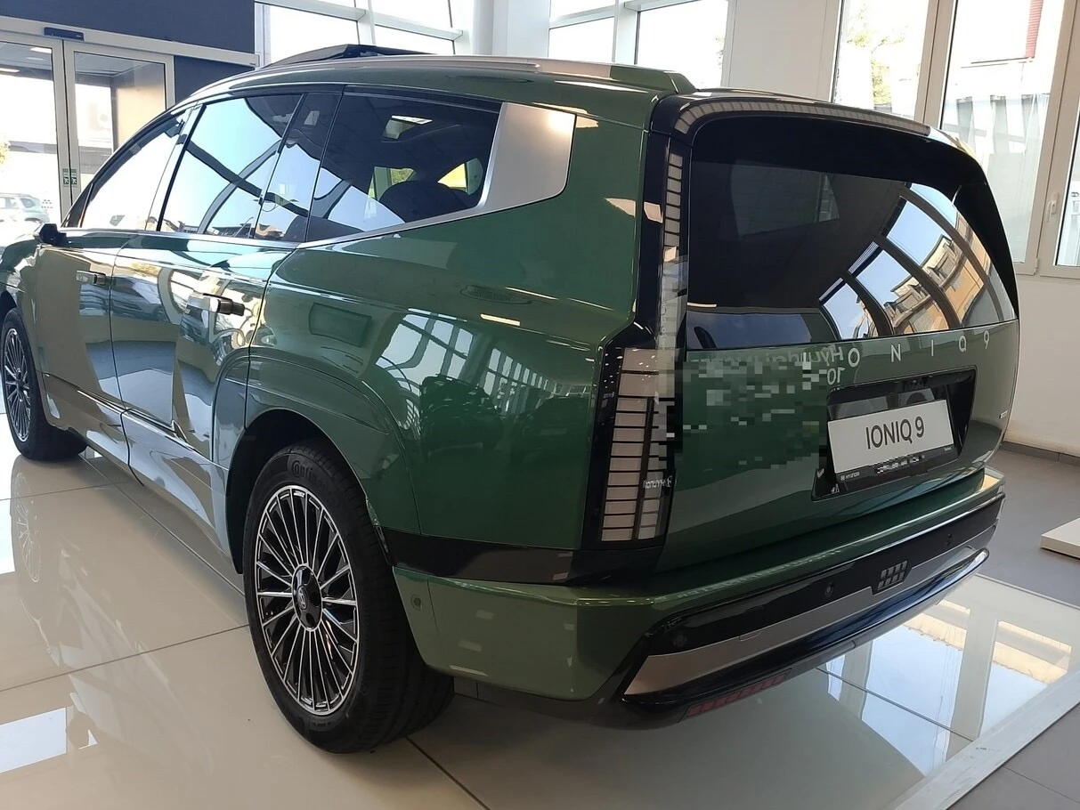 Hyundai IONIQ 9 * Uniq* Performance* Nappa* Pano* 7������* 4WD | Mobile.bg � ����������� 4