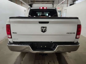 Dodge RAM 1500 3.6 V6 * SHORT BED * CARFAX * , снимка 16