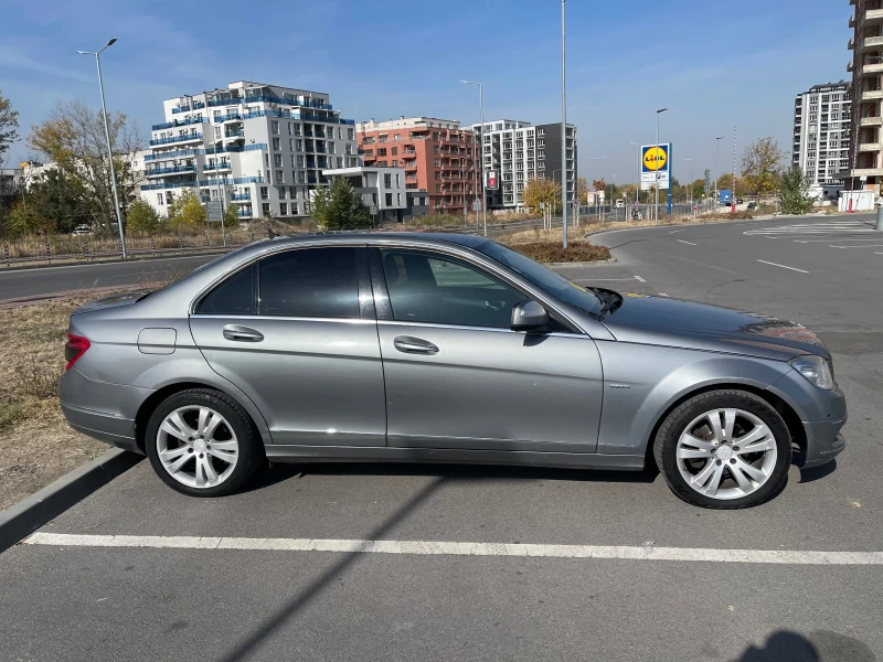 Mercedes-Benz C 220 cdi 170hp OM646 5g-tronik РЕГИСТРИРАНА И ОБСЛУЖЕНА, снимка 5 - Автомобили и джипове - 47699043