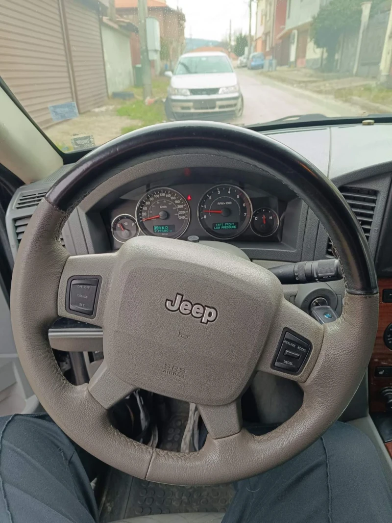 Jeep Grand cherokee, снимка 5 - Автомобили и джипове - 48868192