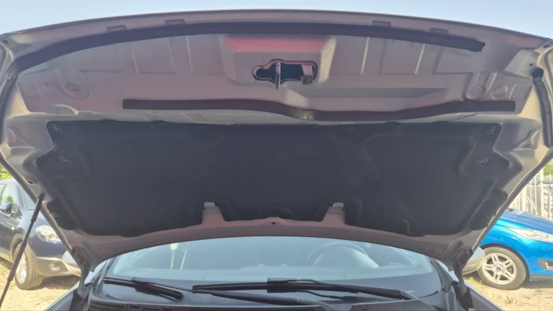 Nissan Qashqai 1.5 DCI, снимка 14 - Автомобили и джипове - 51171840