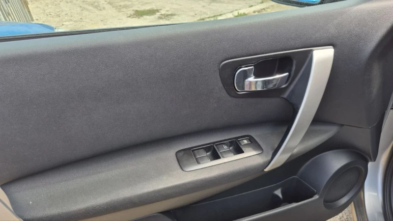 Nissan Qashqai 1.5 DCI, снимка 8 - Автомобили и джипове - 51171840