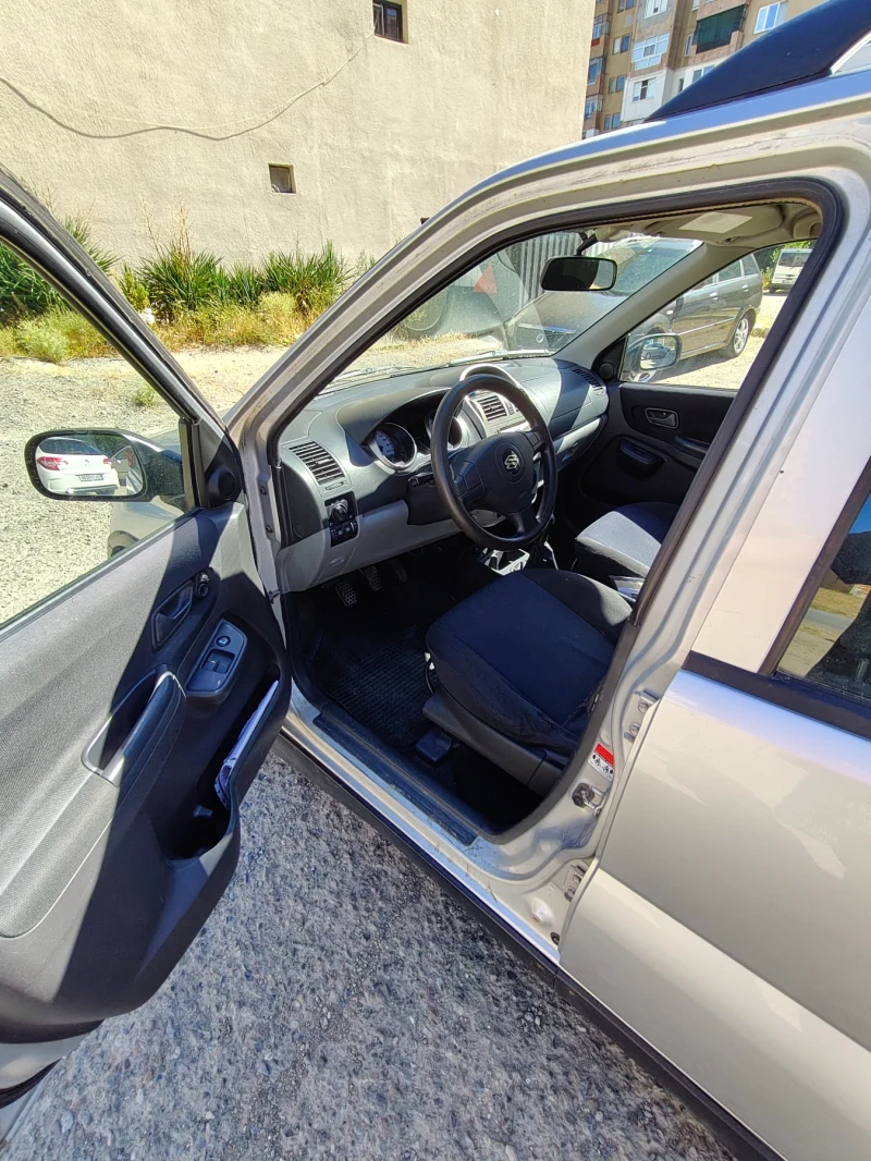 Suzuki Ignis, снимка 10 - Автомобили и джипове - 52398570