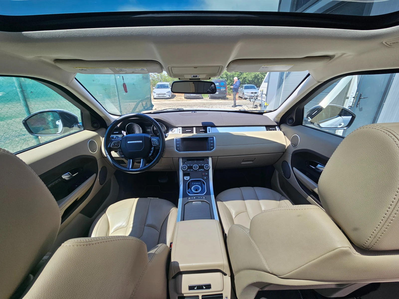 Land Rover Range Rover Evoque HB Pure Plus AWD - изображение 8