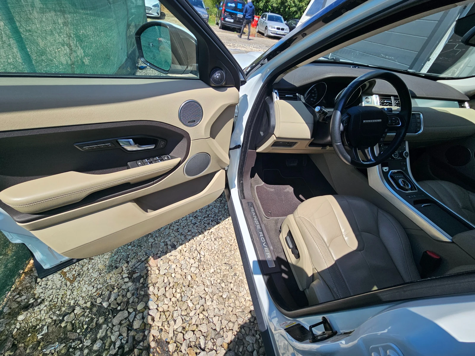 Land Rover Range Rover Evoque HB Pure Plus AWD - изображение 9