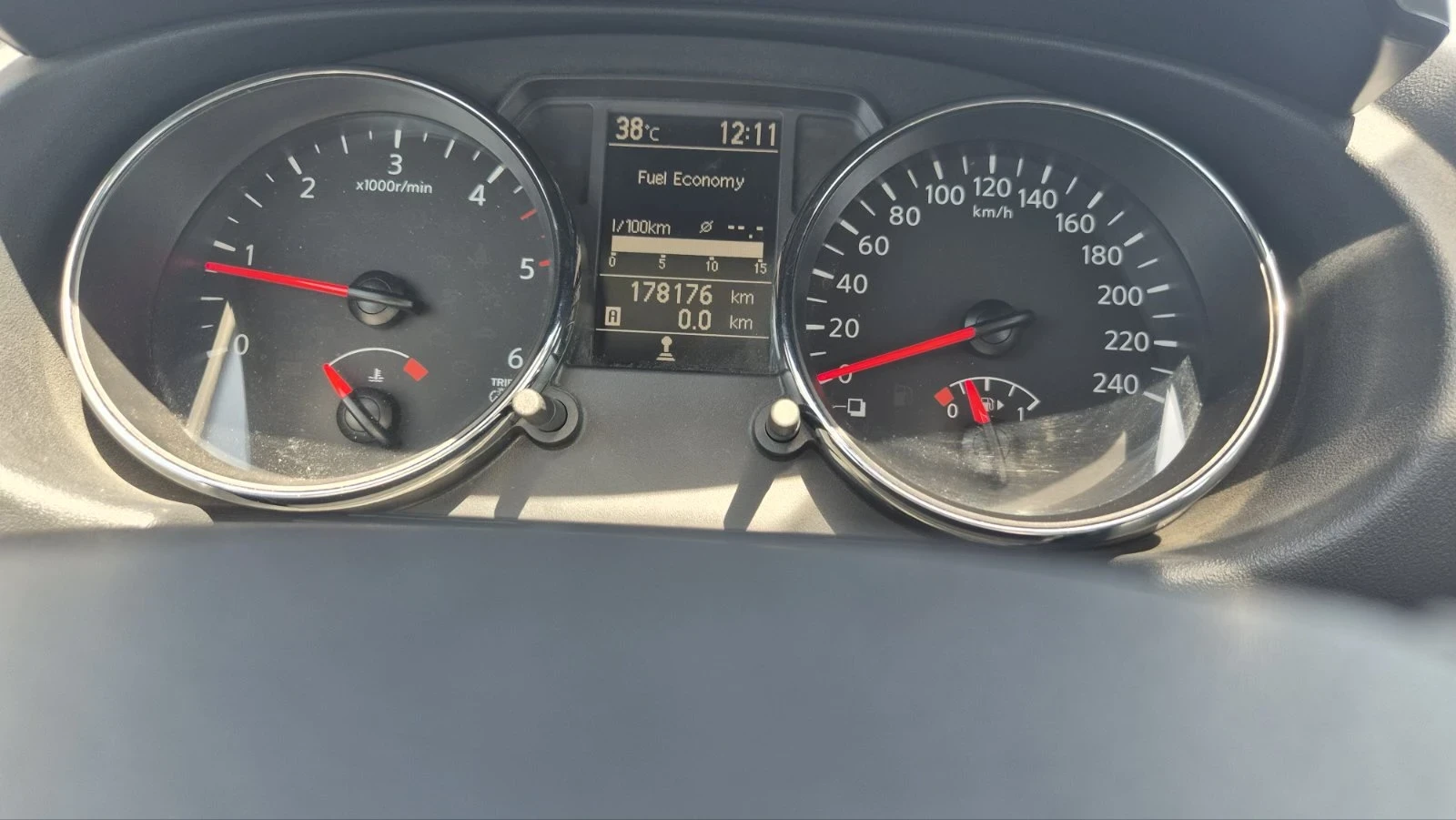 Nissan Qashqai 1.5 DCI - изображение 6