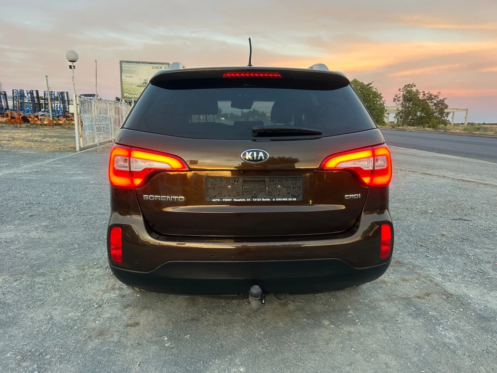 Kia Sorento FACELIFT / 4Х4 / АВТОМАТИК / ЗАДНА КАМЕРА / ЕВРО6b - изображение 6