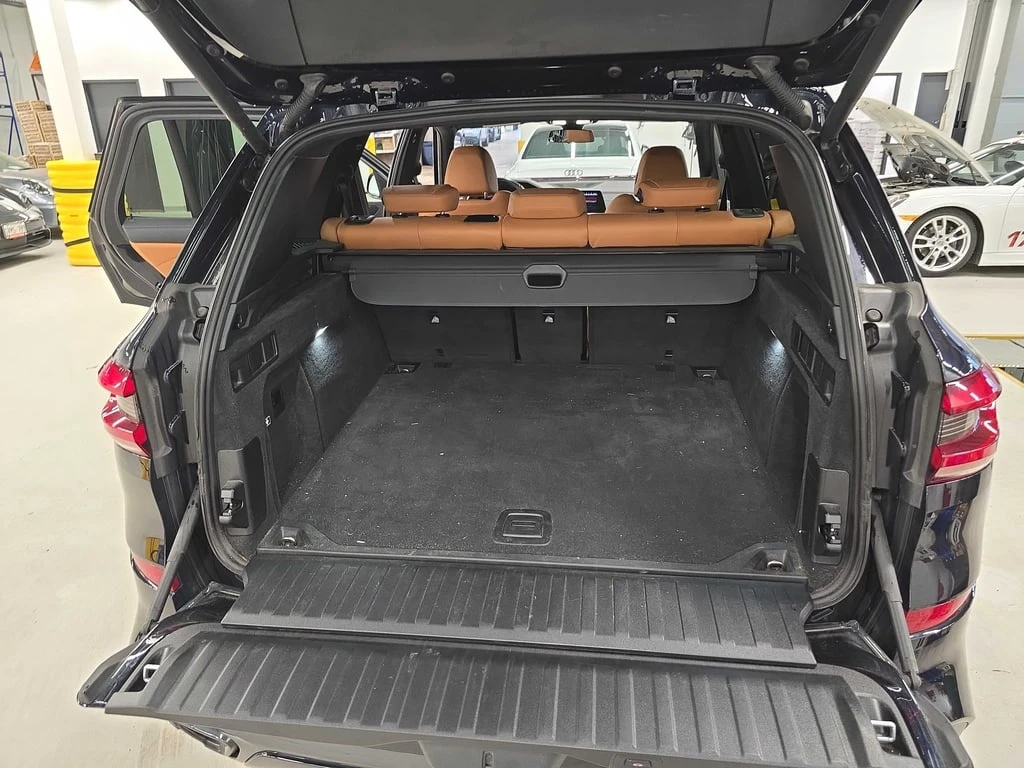 BMW X5 xDrive40i  CARFAX | Mobile.bg   13