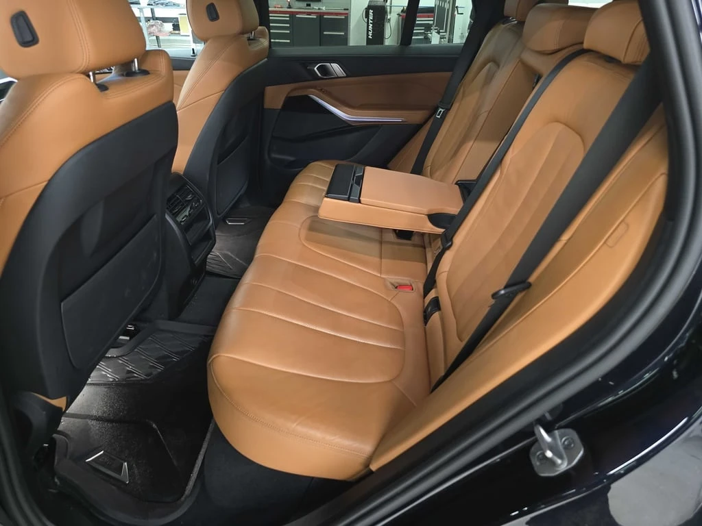 BMW X5 xDrive40i  CARFAX | Mobile.bg   10