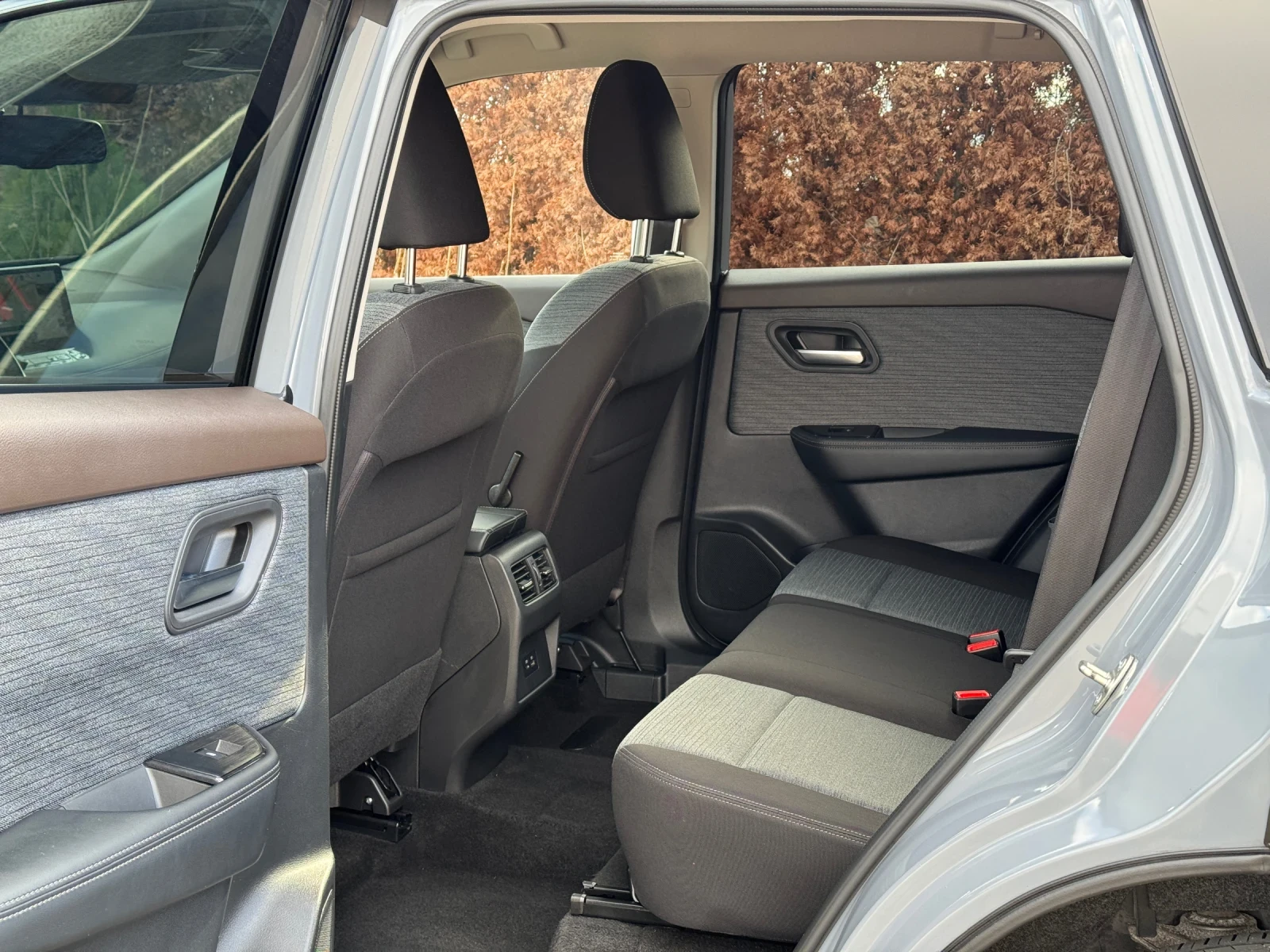 Nissan X-trail E-Power-N-Connecta-KEYLESS-��������-91000�.��-���! | Mobile.bg � ����������� 11