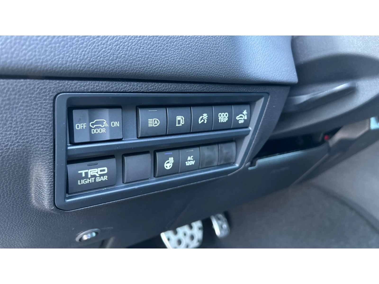 Toyota Sequoia TRD PRO, HYBRID, AWD, ������� ������ �� 2300   | Mobile.bg � ����������� 11