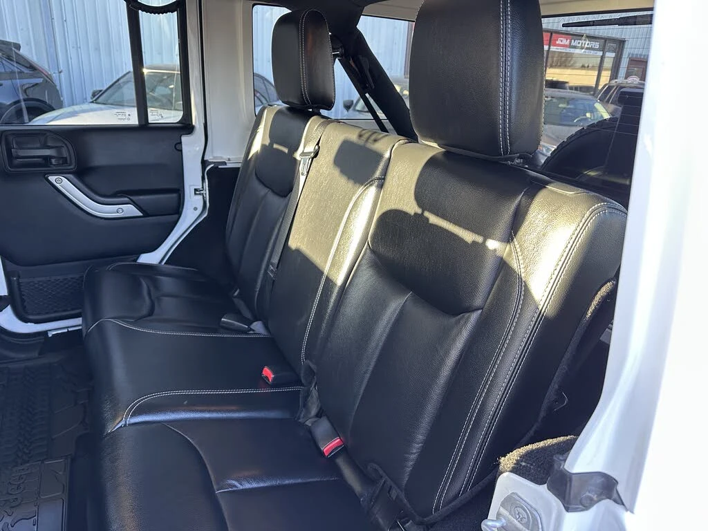 Jeep Wrangler SAHARA| ДЪЛГА БАЗА| КОЖА| V6| BRIDGESTONE| , снимка 14 - Автомобили и джипове - 53810553