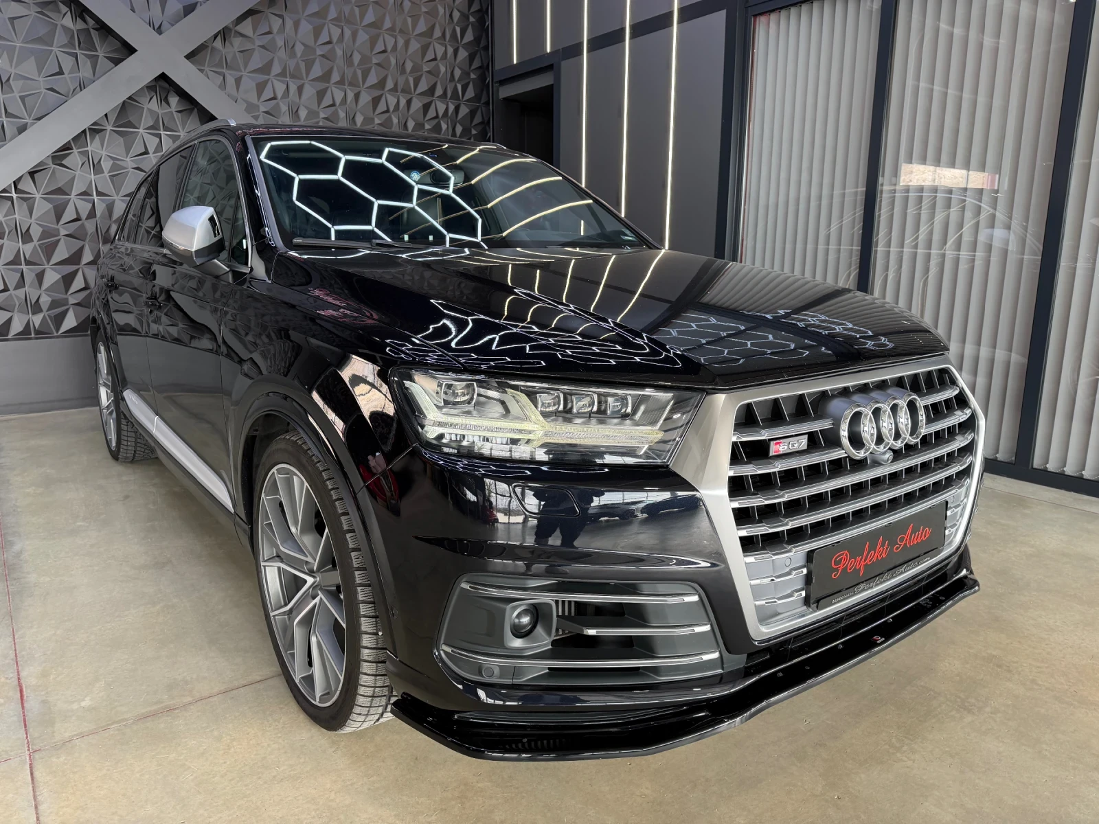 Audi SQ7 QUATTRO * MAXTON * ПАНОРАМА * HEAD UP * BOSE