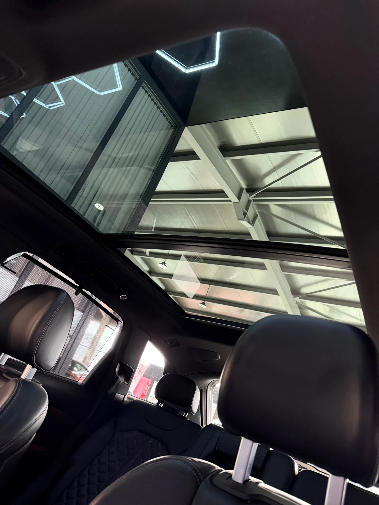 Audi SQ7 QUATTRO * MAXTON * ПАНОРАМА * HEAD UP * BOSE, снимка 16 - Автомобили и джипове - 53889766