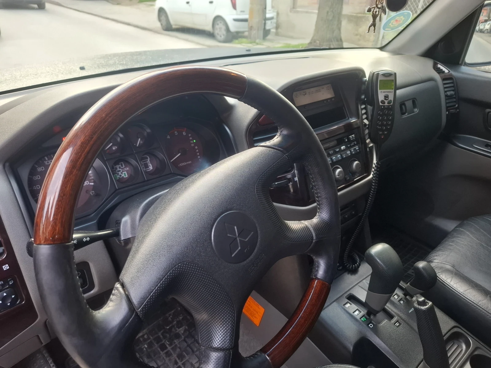 Mitsubishi Pajero УНИКАТ, снимка 10 - Автомобили и джипове - 53988874