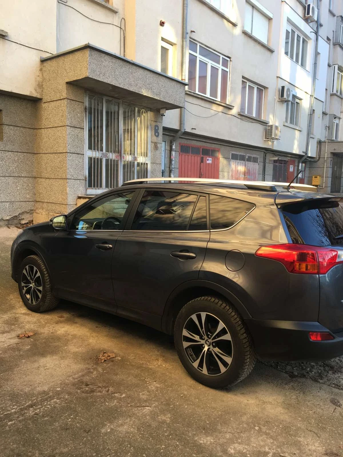 Toyota Rav4, снимка 3 - Автомобили и джипове - 54677561
