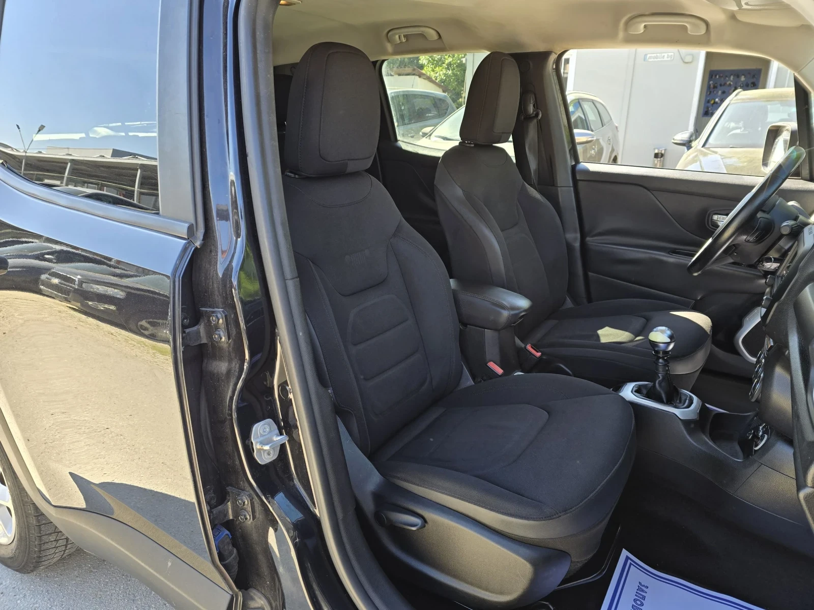 Jeep Renegade 1.6MTJ 120к.с Подгряване Топ състояние , снимка 12 - Автомобили и джипове - 54770317