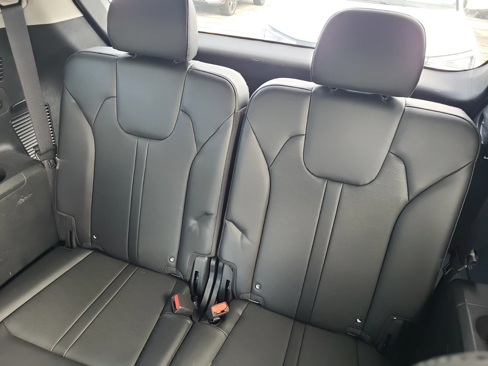 Kia Sorento EX AWD / 6 Seater / Blind Spot /, снимка 10 - Автомобили и джипове - 55086595