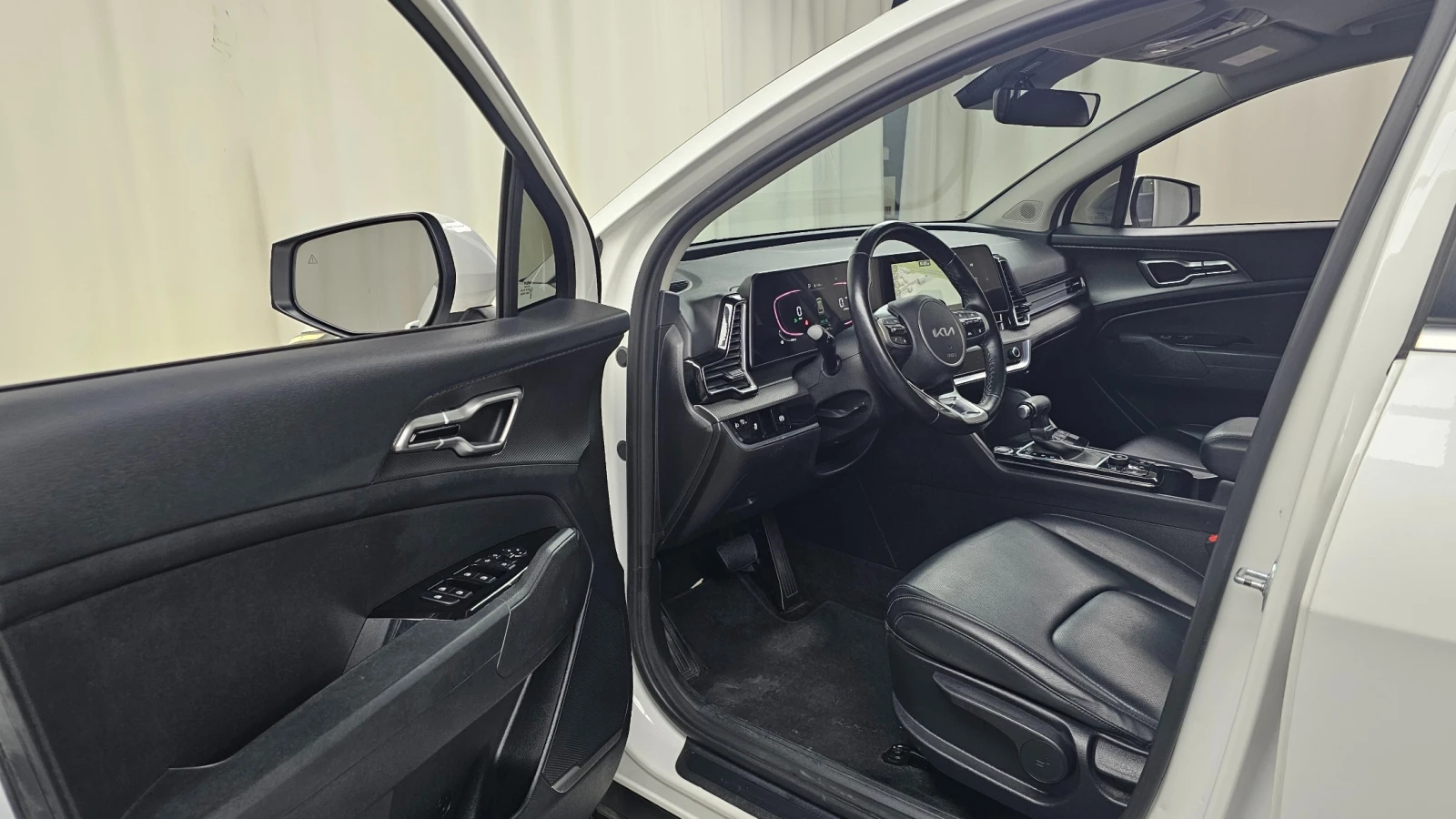 Kia Sportage 1.6 T-GDI Trendy, снимка 8 - Автомобили и джипове - 55610412