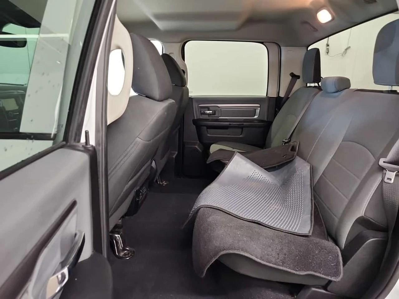 Dodge RAM 1500 3.6 V6 * SHORT BED * CARFAX *  | Mobile.bg � ����������� 11