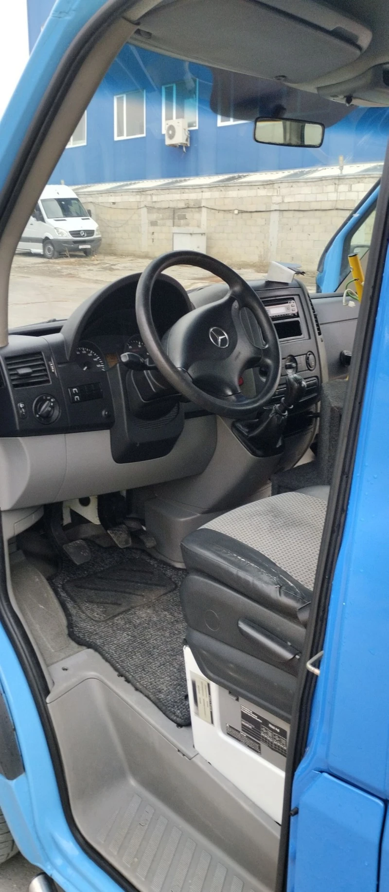 Mercedes-Benz Sprinter 311, снимка 11 - Бусове и автобуси - 46878900