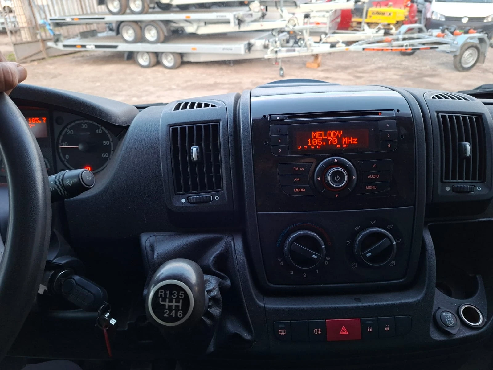 Citroen Jumper ХЛАДИЛЕН, снимка 14 - Бусове и автобуси - 53732341