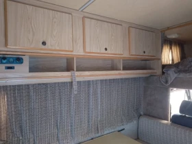 Кемпер Peugeot J5 с ГАЗ | Auto.bg — изображение 11