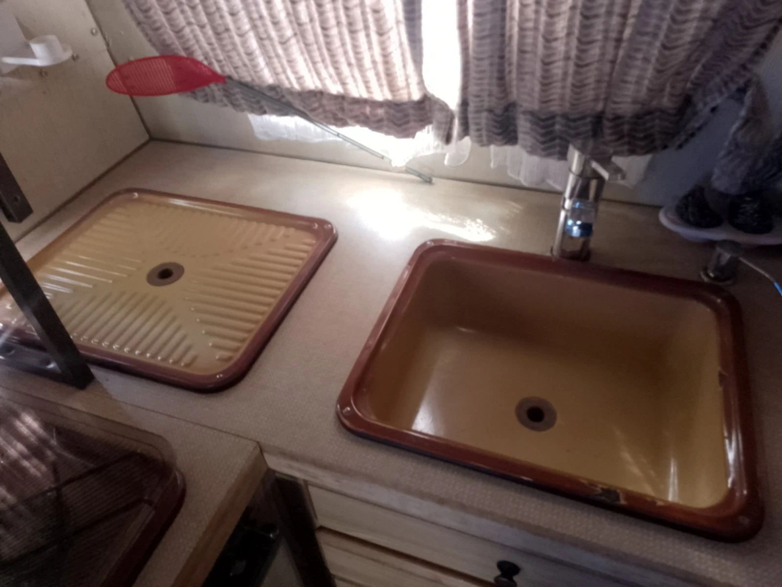 Кемпер Peugeot J5 с ГАЗ, снимка 13 - Каравани и кемпери - 53982650