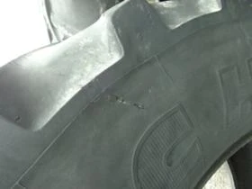 Гуми, снимка 10