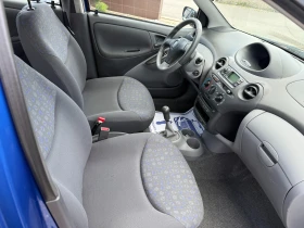 Toyota Yaris 1, 0I КЛИМАТИК !! РЕАЛНИ 120000 км, снимка 7