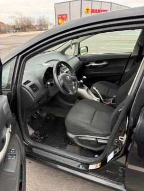 Toyota Auris, снимка 5