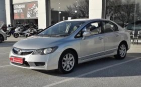 Honda Civic 1.8 i-VTEC 16V AT, снимка 1