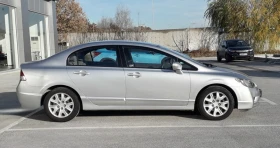 Honda Civic 1.8 i-VTEC 16V AT, снимка 4