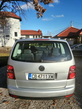 VW Touran 1.9 TDI Напълно Обслужен , снимка 7