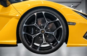 Lamborghini Revuelto = Carbon Ceramic Brakes =  | Mobile.bg    7
