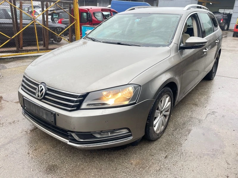 VW Passat B7 BlueMotion, снимка 3 - Автомобили и джипове - 39457882