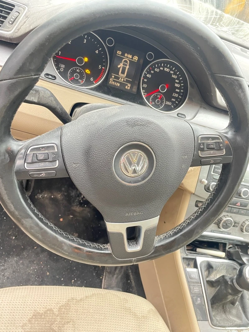 VW Passat B7 BlueMotion, снимка 8 - Автомобили и джипове - 39457882