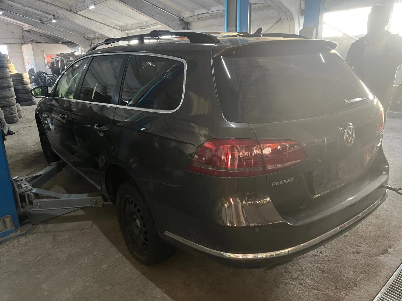 VW Passat 2.0TDI, снимка 5 - Автомобили и джипове - 40402534