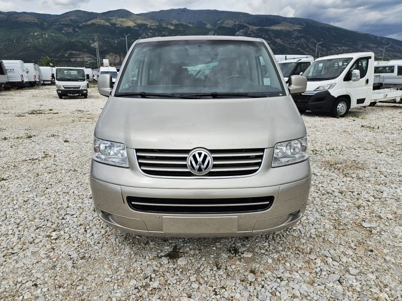 VW Multivan 2.5 TDi , снимка 8 - Автомобили и джипове - 46471318