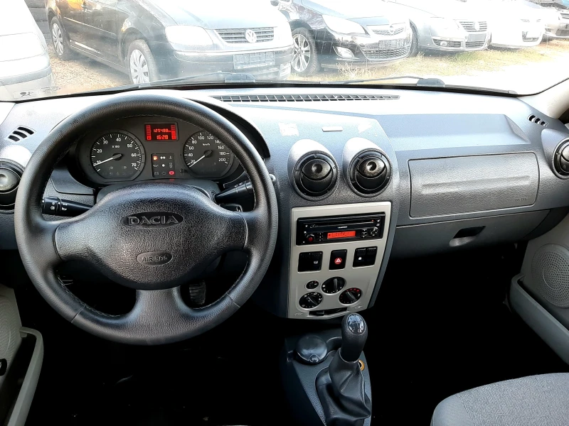 Dacia Logan 1.4i-КЛИМА-FACELIFT ! , снимка 11 - Автомобили и джипове - 47740410