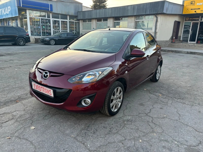 Mazda 2 1, 3 i, снимка 3 - Автомобили и джипове - 47869140