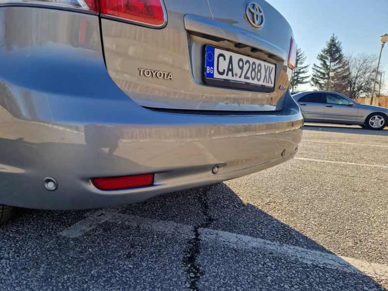 Toyota Avensis 2.2 D4D T27, снимка 4 - Автомобили и джипове - 48488791