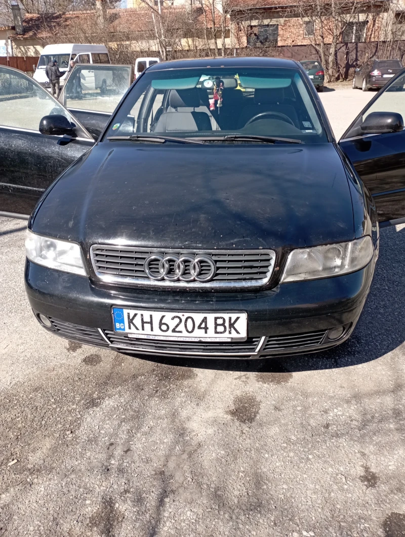 Audi A4 2.5 TDI , снимка 1 - Автомобили и джипове - 49375078