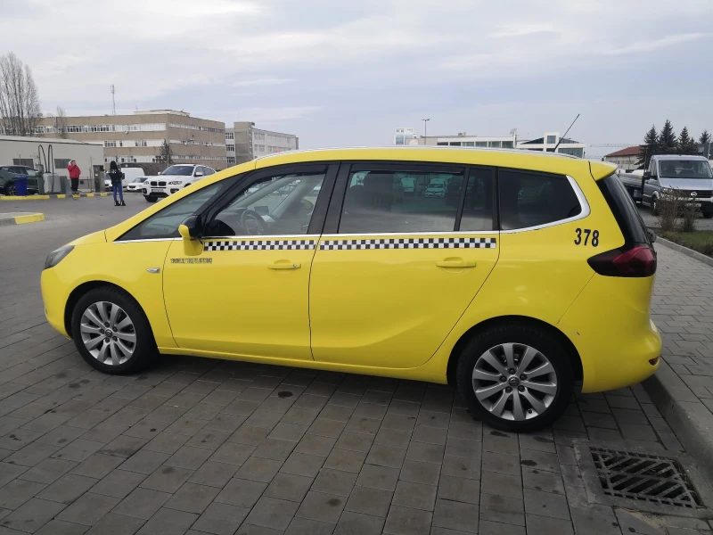 Opel Zafira 1.6 CNG, снимка 5 - Автомобили и джипове - 52554394