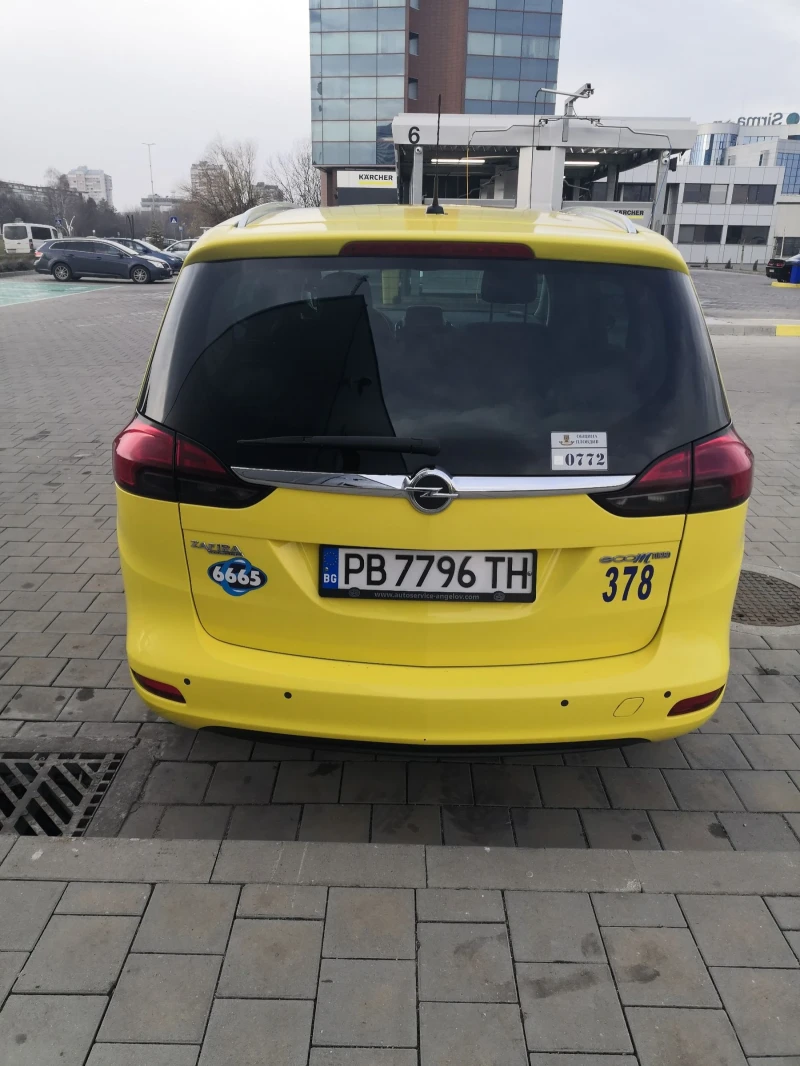Opel Zafira 1.6 CNG, снимка 7 - Автомобили и джипове - 52554394