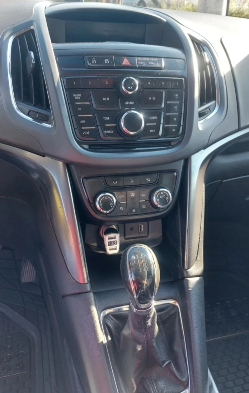 Opel Zafira Tourer, снимка 7 - Автомобили и джипове - 52285455