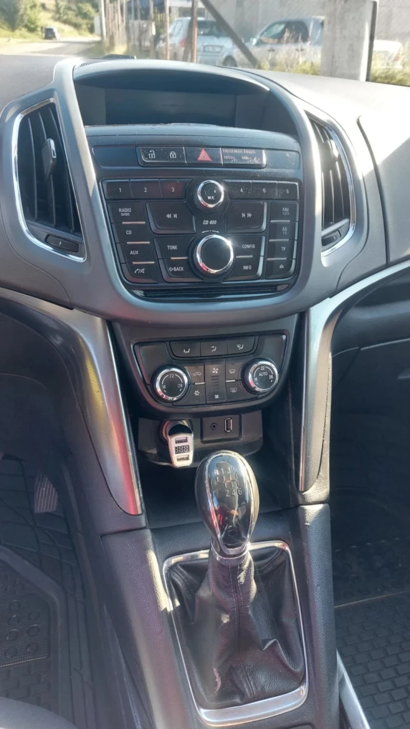 Opel Zafira Tourer, снимка 9 - Автомобили и джипове - 52285455