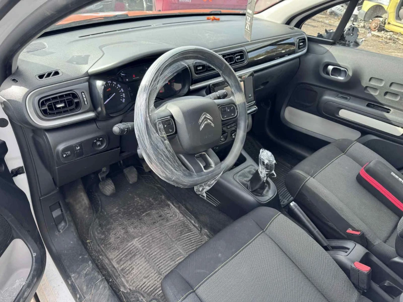Citroen C3 1.2 Puretech 83, 2024 г., снимка 6 - Автомобили и джипове - 52403874
