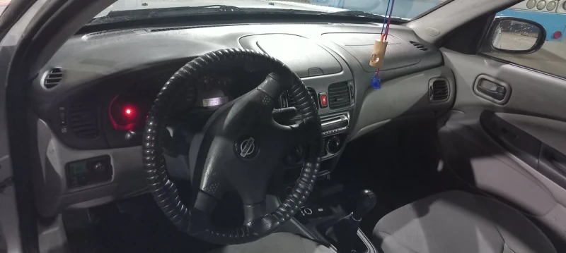 Nissan Almera, снимка 2 - Автомобили и джипове - 53478464