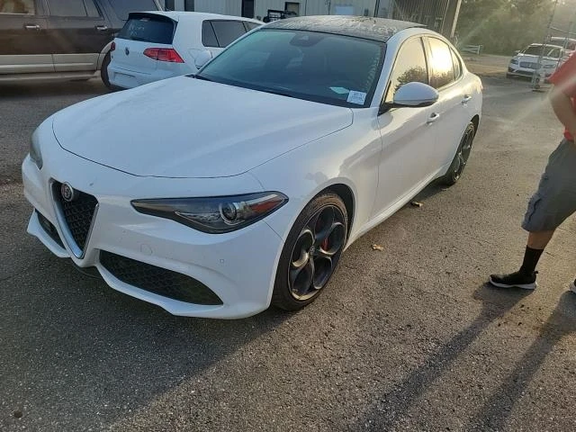 Alfa Romeo Giulia TI Q4 , снимка 2 - Автомобили и джипове - 47449960